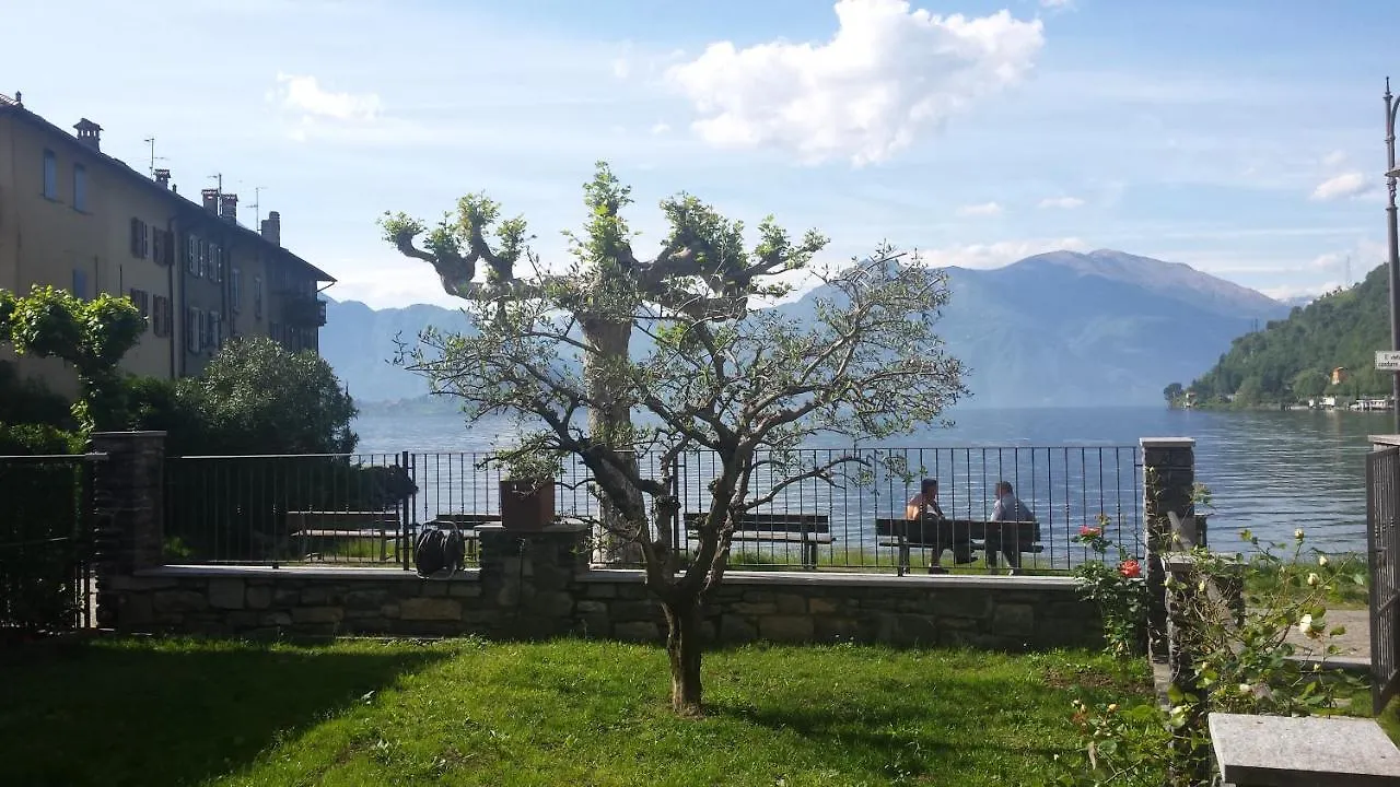 Gaia Apartment Lierna